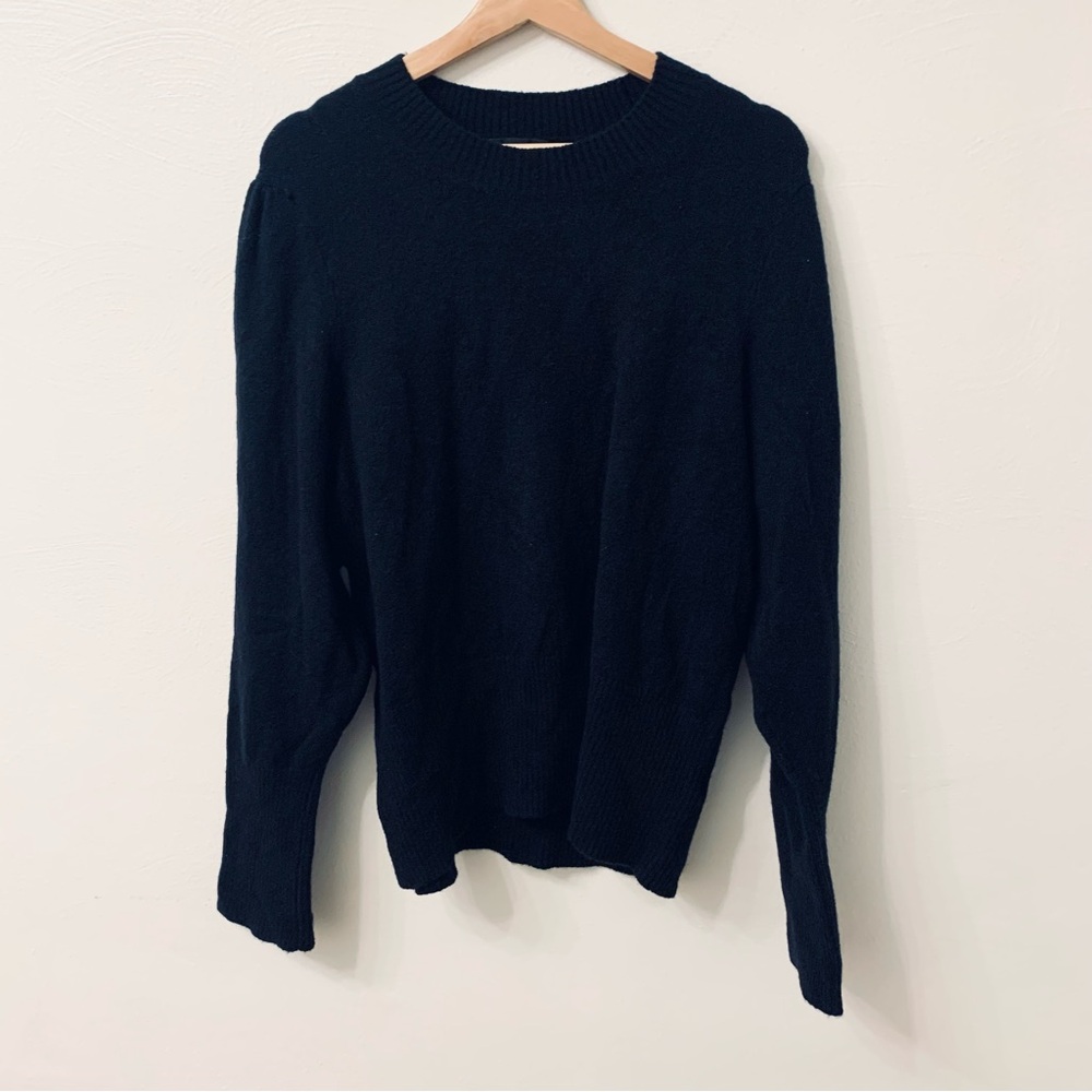 Puff-sleeve crewneck sweater in Supersoft yarn